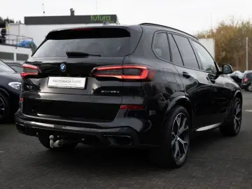 X5 xDrive 45e M-Sport PANO AHK HUD LASER LED ACC