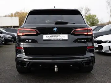 X5 xDrive 45e M-Sport PANO AHK HUD LASER LED ACC