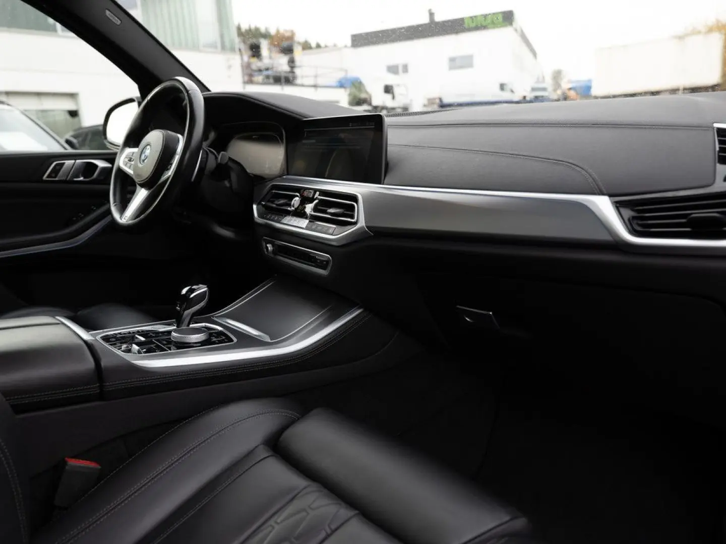 X5 xDrive 45e M-Sport PANO AHK HUD LASER LED ACC