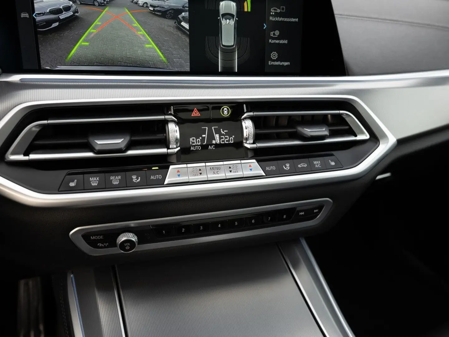 X5 xDrive 45e M-Sport PANO AHK HUD LASER LED ACC