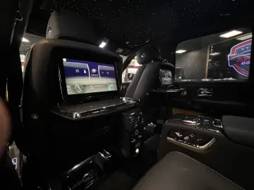 Cullinan 4-SI CRBON TV BESPO BLACK-BADGE STAR KÜ