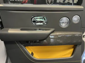 Cullinan 4-SI CRBON TV BESPO BLACK-BADGE STAR KÜ