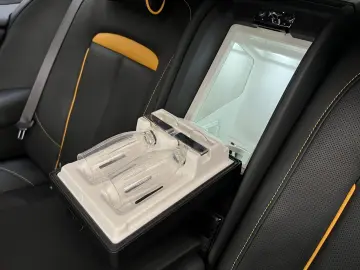 Cullinan 4-SI CRBON TV BESPO BLACK-BADGE STAR KÜ