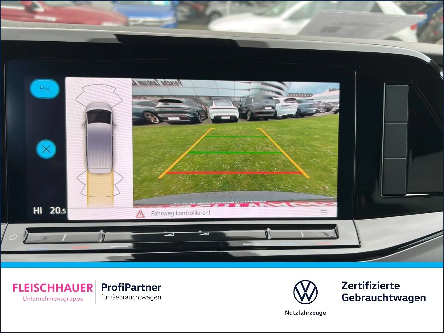 T7 Multivan lang  DSG KAMERA AHK LED HEAD UP