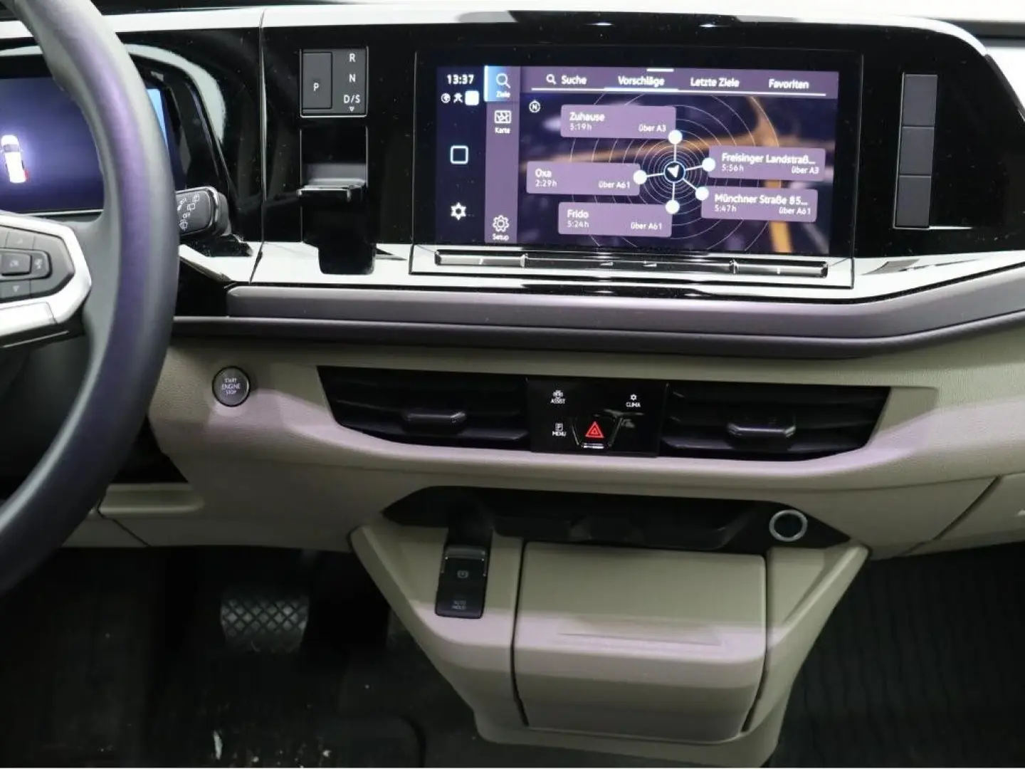 T7 Multivan 2.0 TDI DSG 6-Sitzer  Kamera  AHK  N