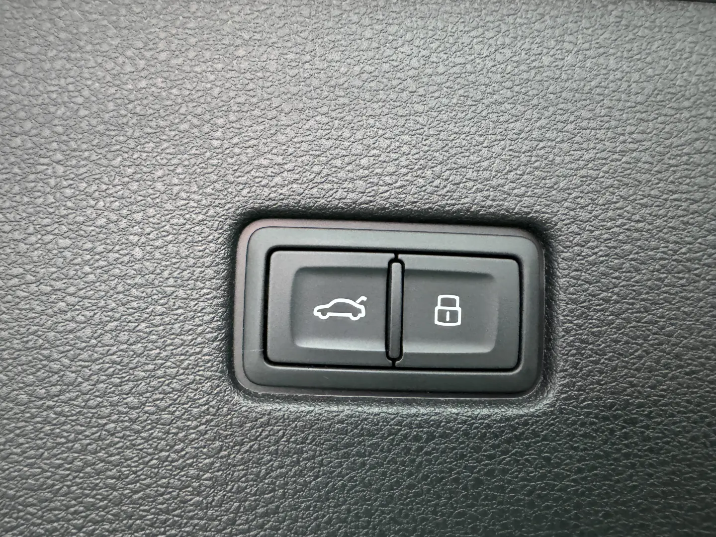 Audi Q8 55 TFSI quattro Tiptronic MHEV