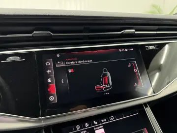 Audi Q8 55 TFSI quattro Tiptronic MHEV