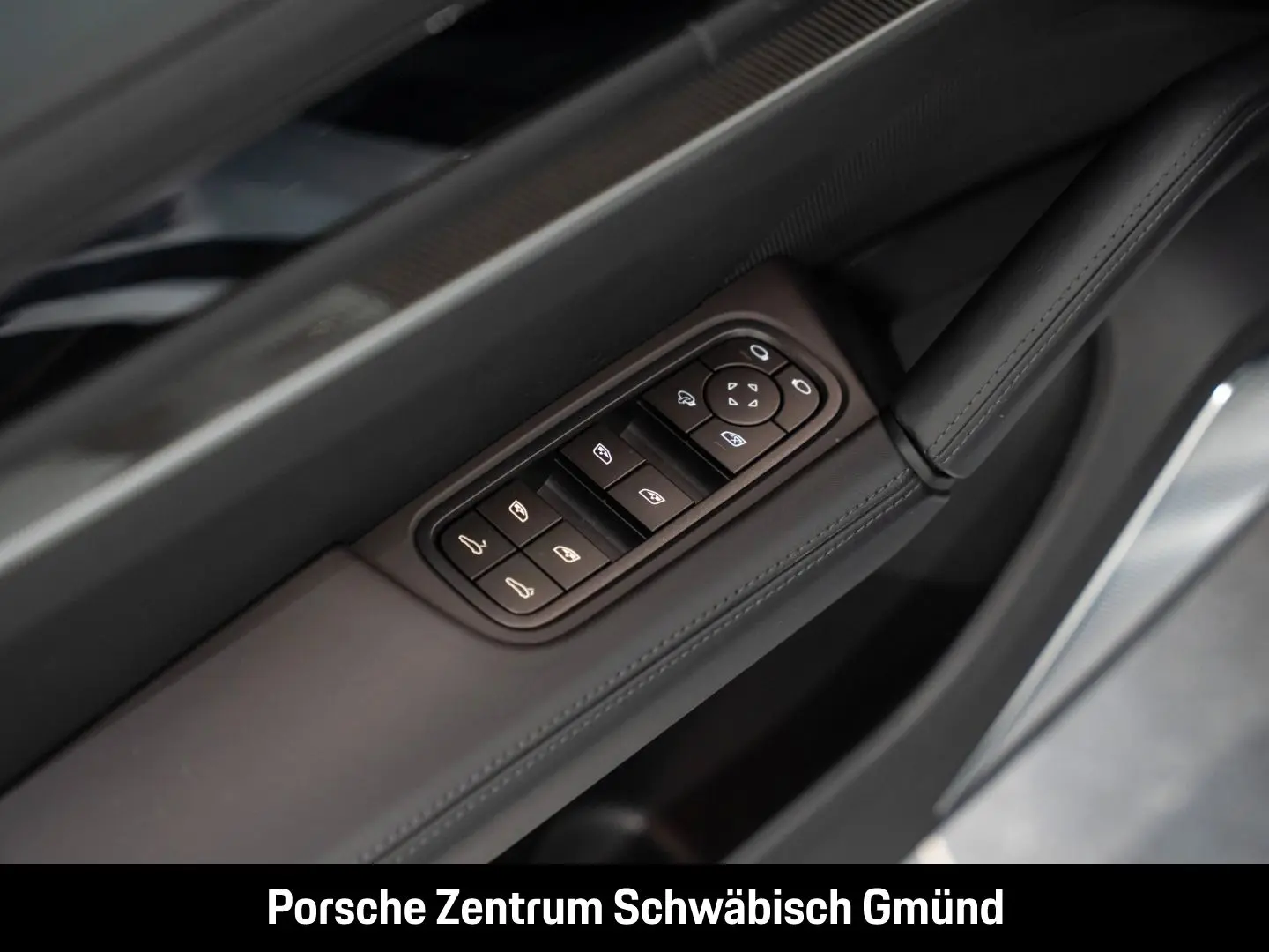 Cayenne S Coupe Burmester Sportabgas LED-Matrix