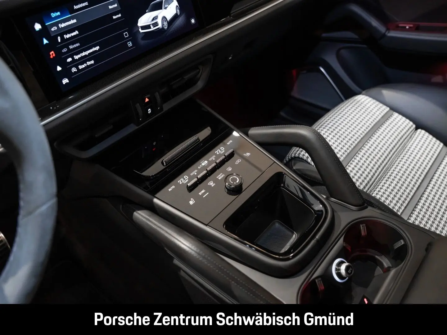 Cayenne S Coupe Burmester Sportabgas LED-Matrix