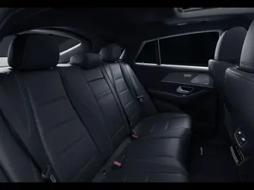 GLE 400 d 4M Coupé AMG PANO AHK LUFTFED. 360 KAM