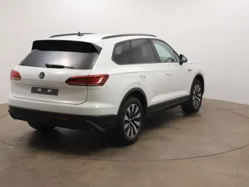 Touareg 4Motion 3.0 TDI SCR Klima Tempo PDC Nav