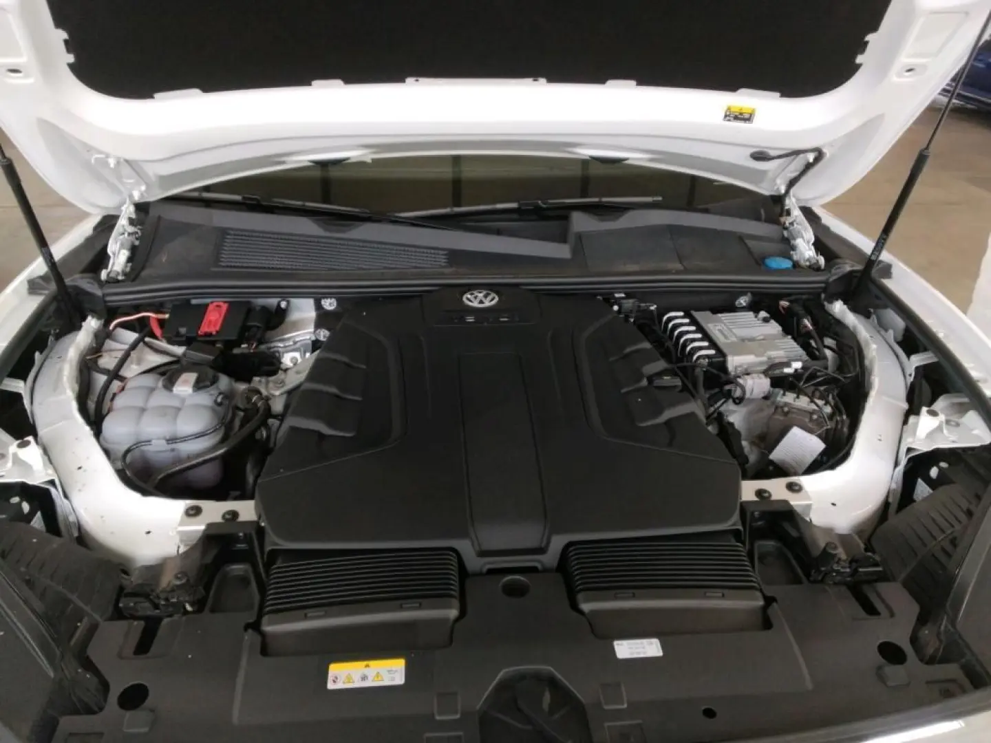 Touareg 4Motion 3.0 TDI SCR Klima Tempo PDC Nav