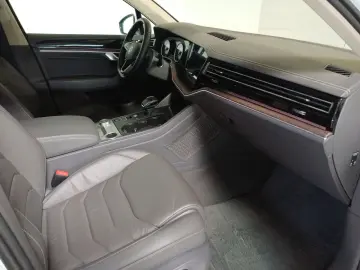 Touareg 3.0 TDI Atmosphere V6 SCR 4M Automatik