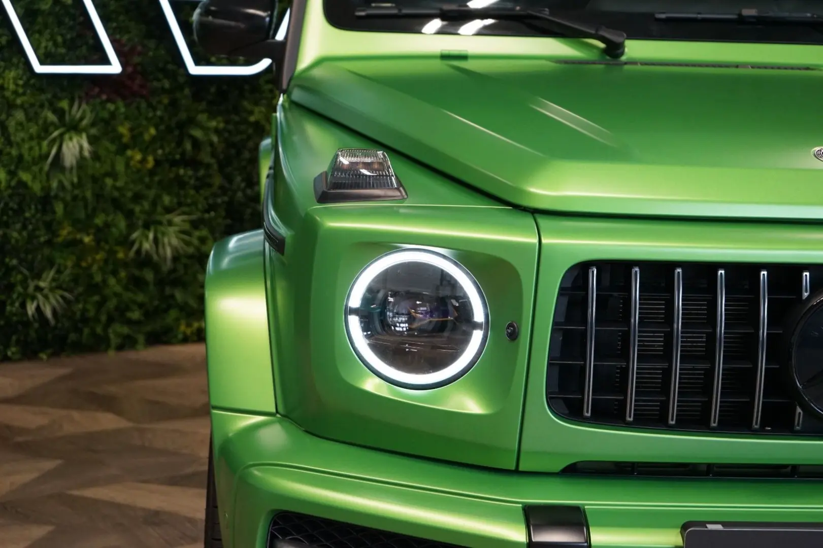 G63 AMG MANUFAKTUR BURM 360 CARBON 141.405€ NETT