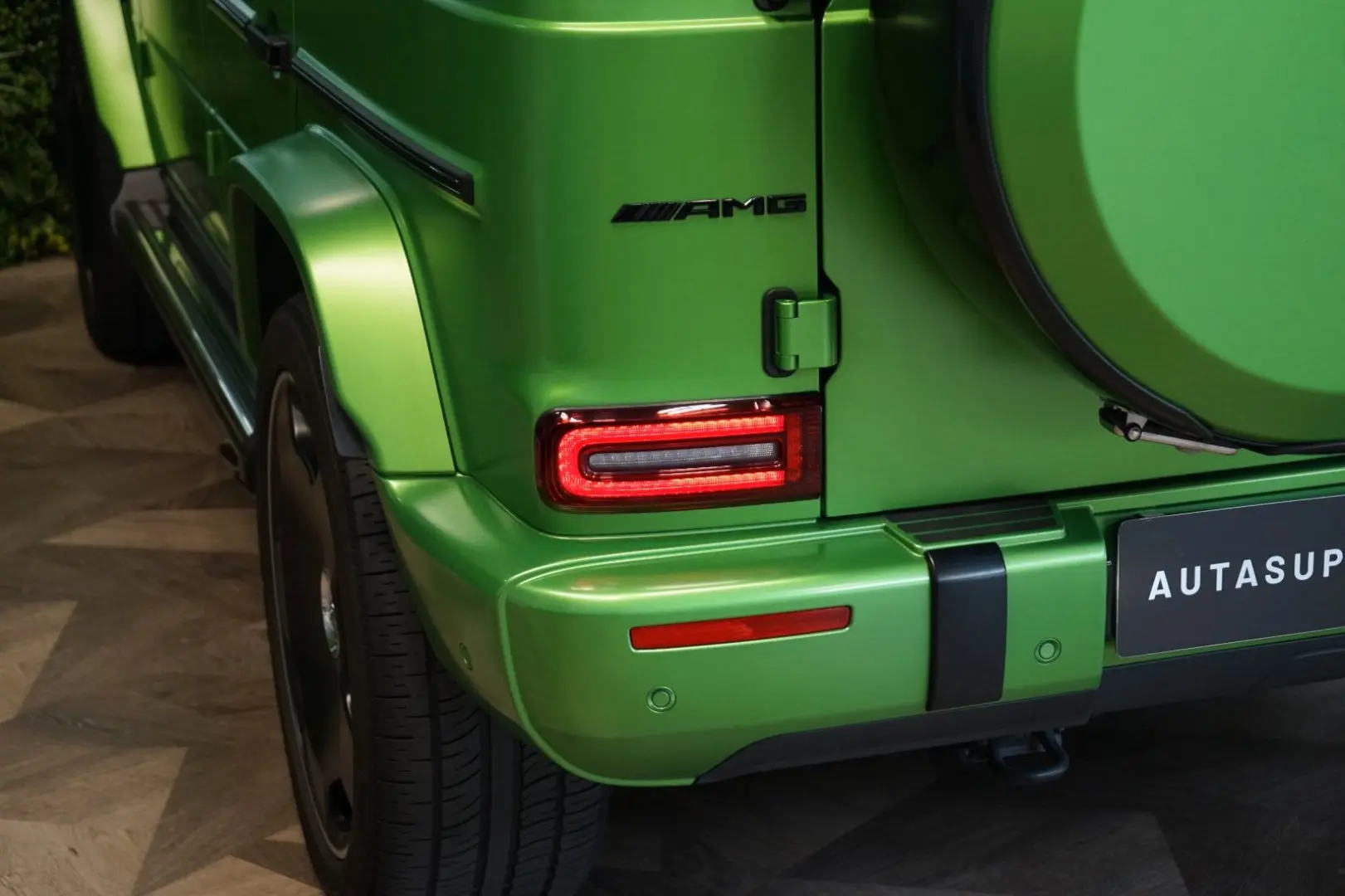 G63 AMG MANUFAKTUR BURM 360 CARBON 141.405€ NETT