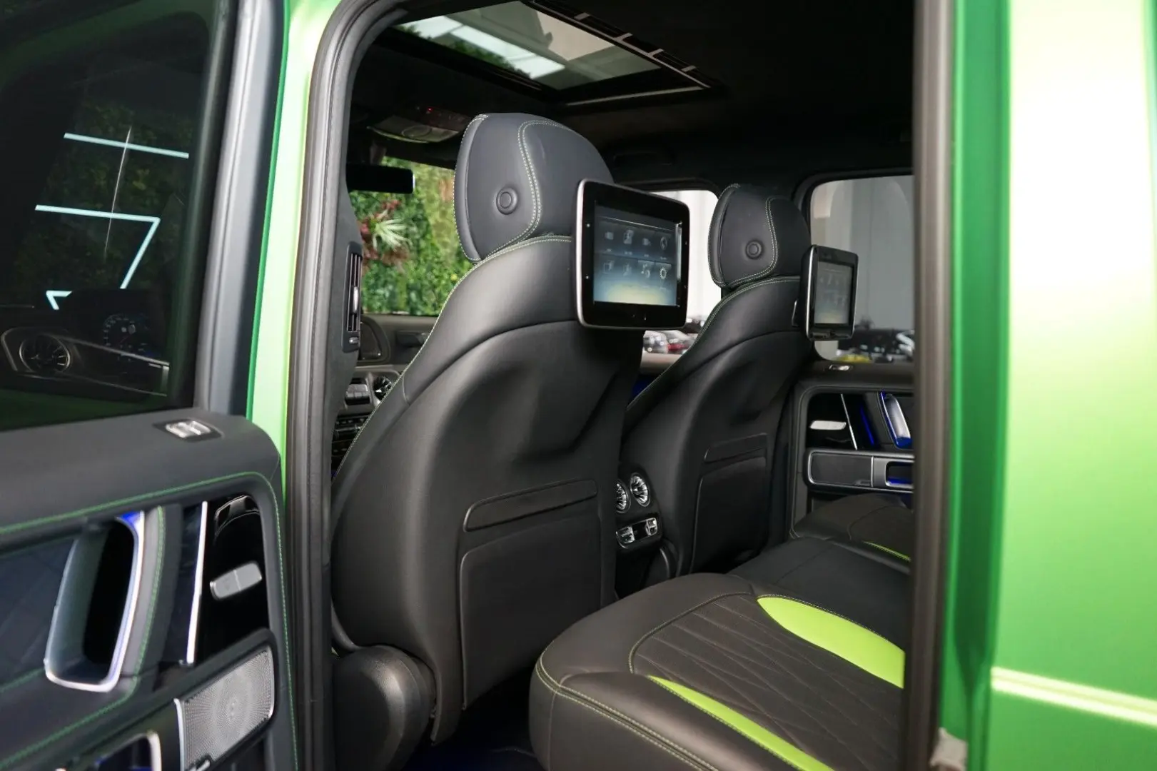 G63 AMG MANUFAKTUR BURM 360 CARBON 141.405€ NETT