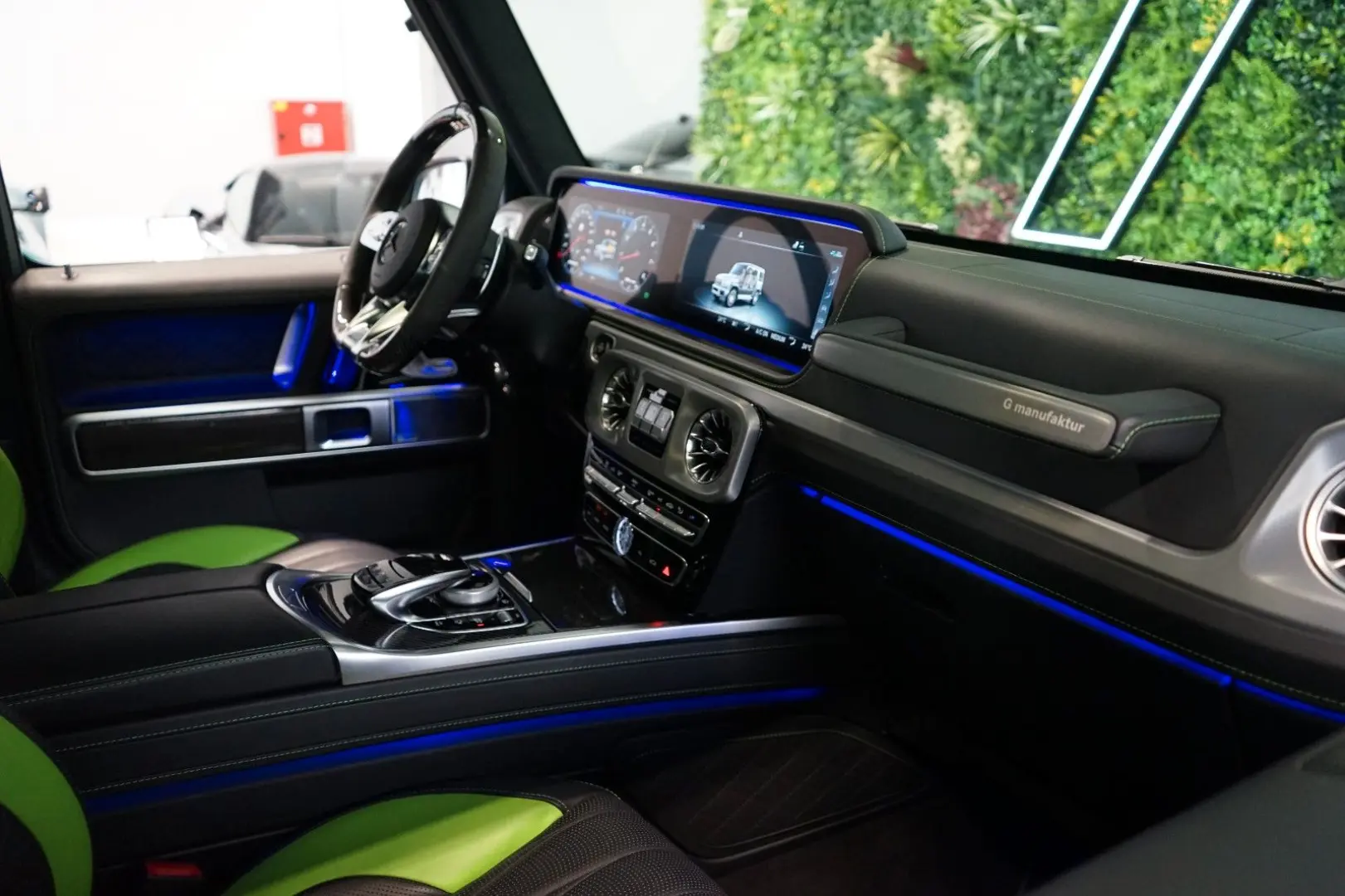 G63 AMG MANUFAKTUR BURM 360 CARBON 141.405€ NETT