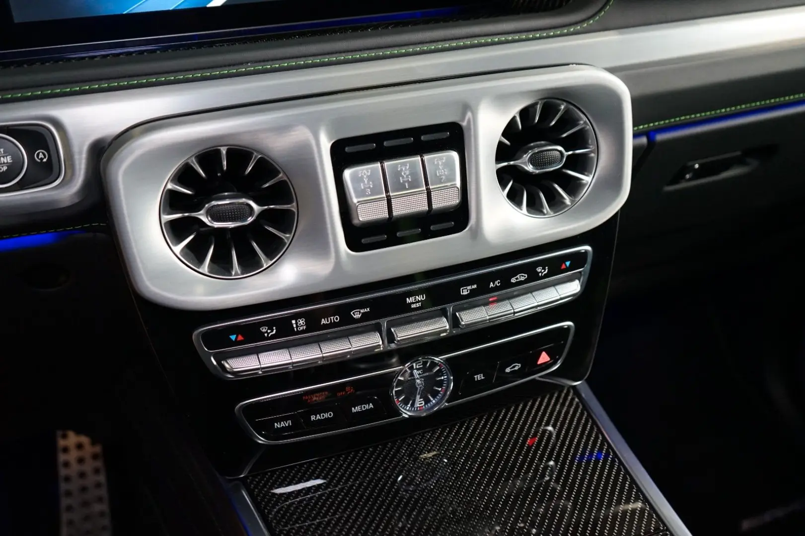 G63 AMG MANUFAKTUR BURM 360 CARBON 141.405€ NETT