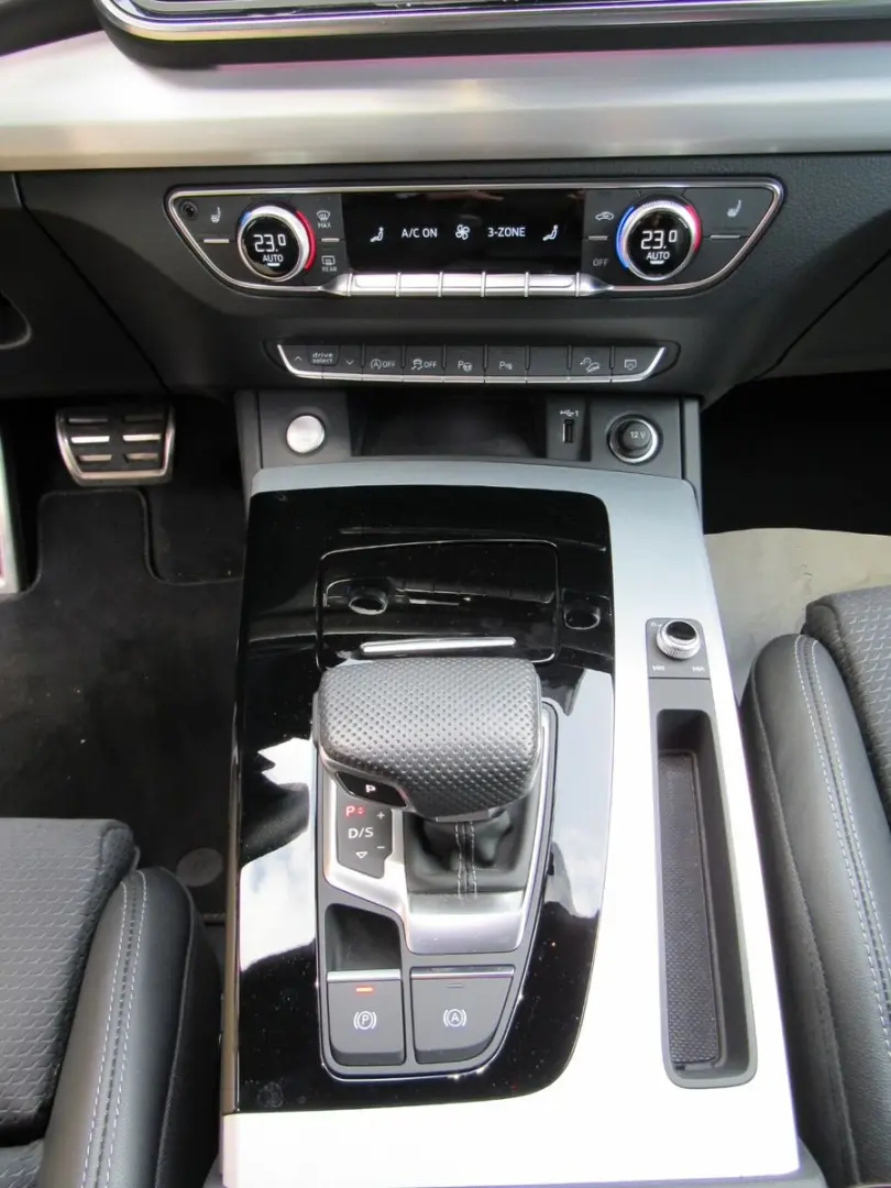 Q5 40 TDI advanced S line Matrix Tour Business
