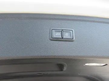 Q5 40 TDI advanced S line Matrix Tour Business