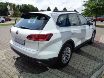 Touareg 3.0 V6 TDI 4Motion DPF Navi AHK Kam ACC