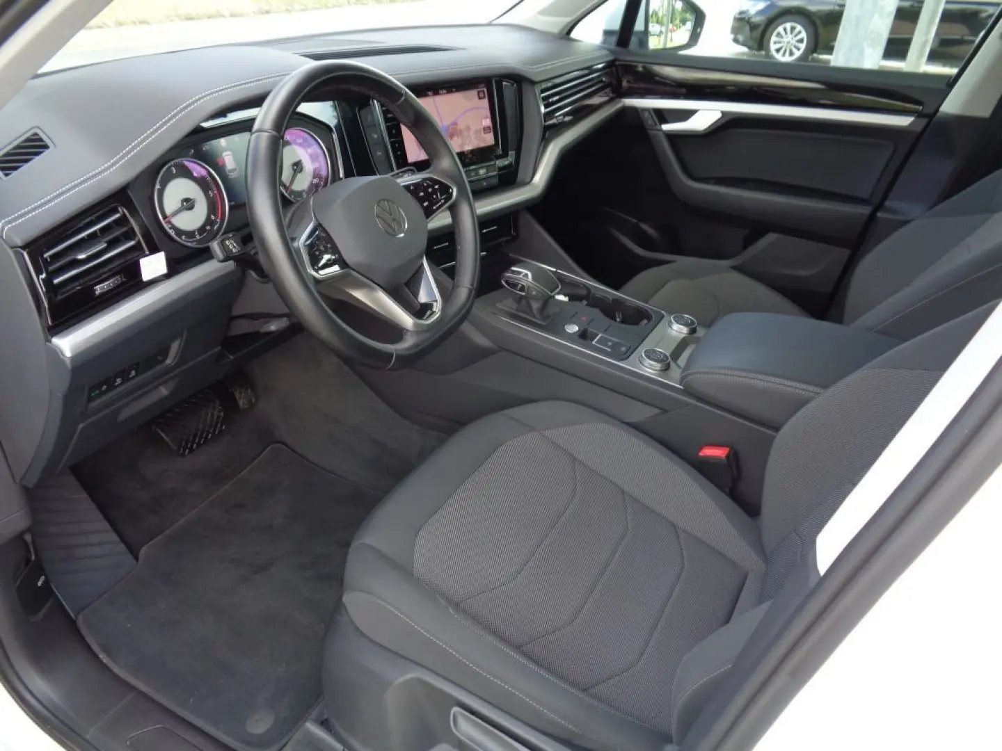 Touareg 3.0 V6 TDI 4Motion DPF Navi AHK Kam ACC