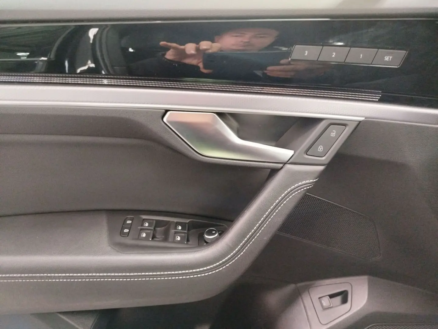 Touareg 3.0 TDI 4Motion R-Line Navi Leder IQ.Lig