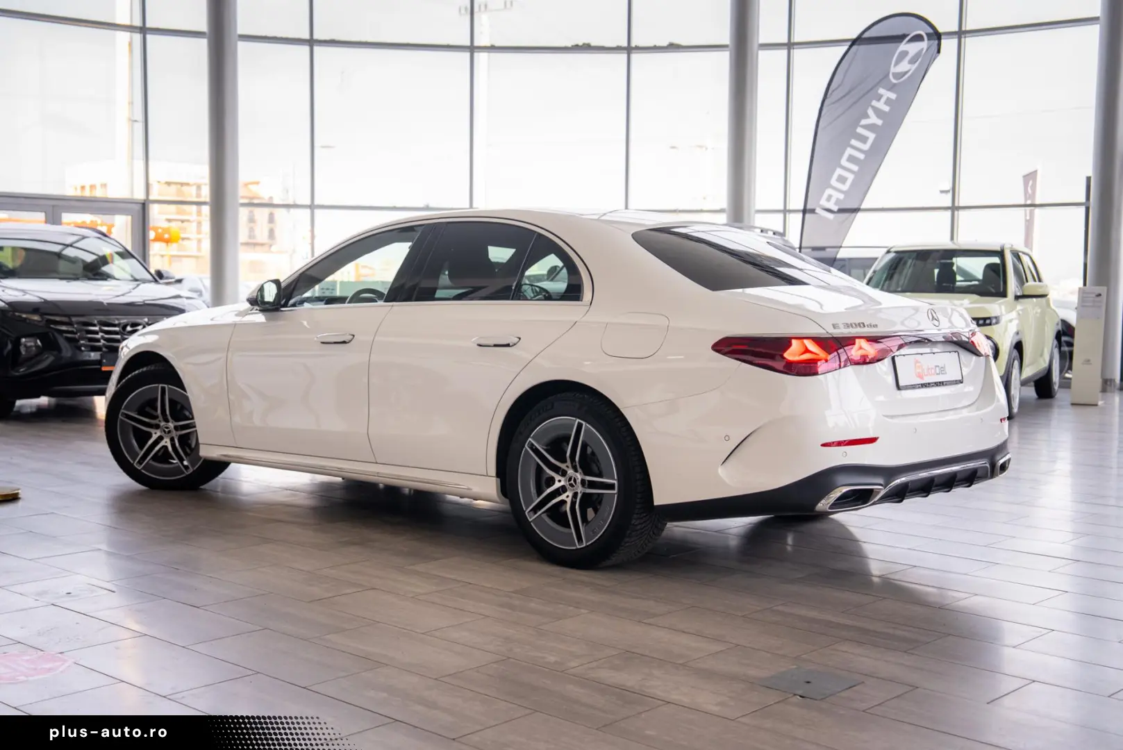 Mercedes-Benz E-Class E300 DE 4MATIC AMG LINE