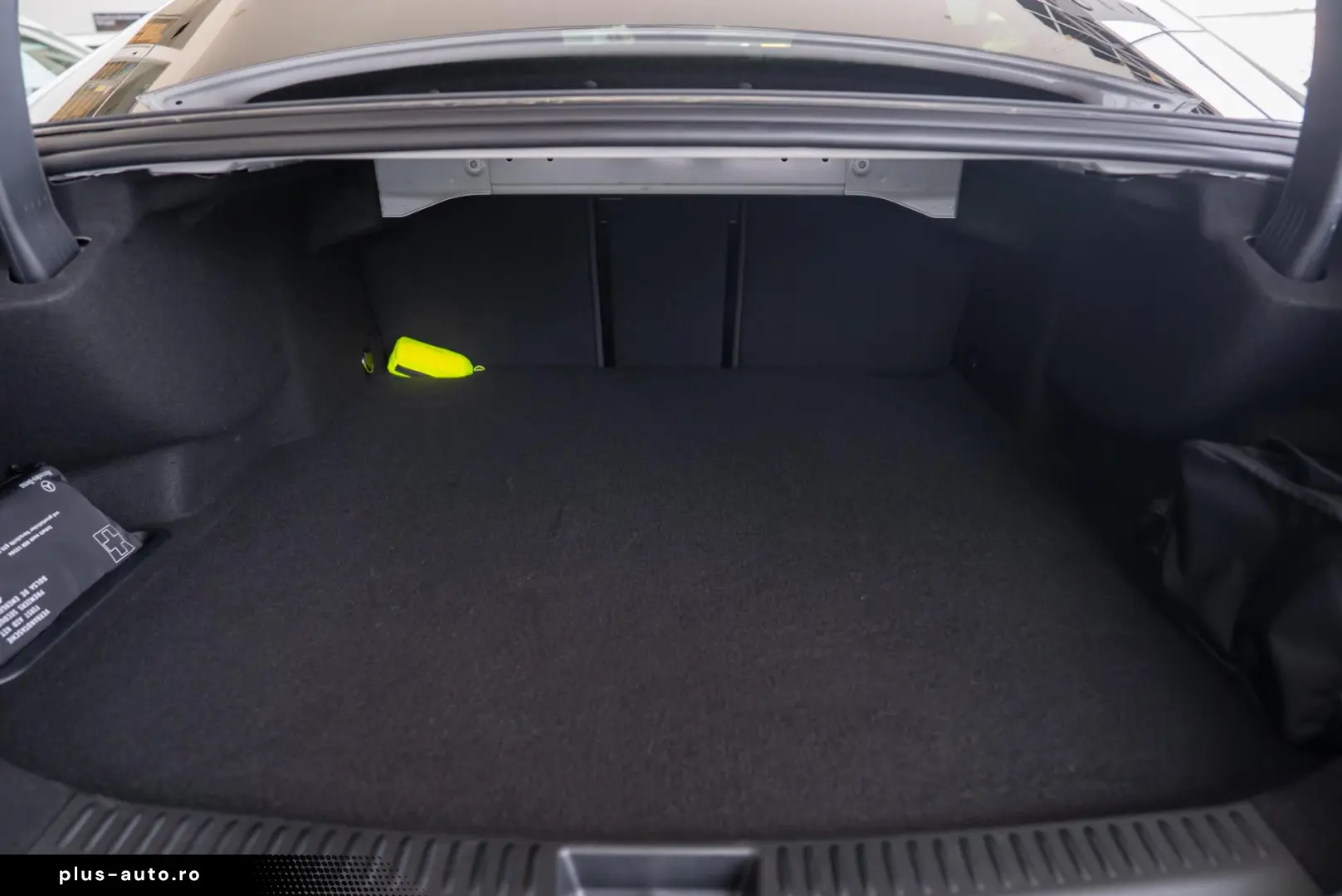 Mercedes-Benz E-Class E300 DE 4MATIC AMG LINE