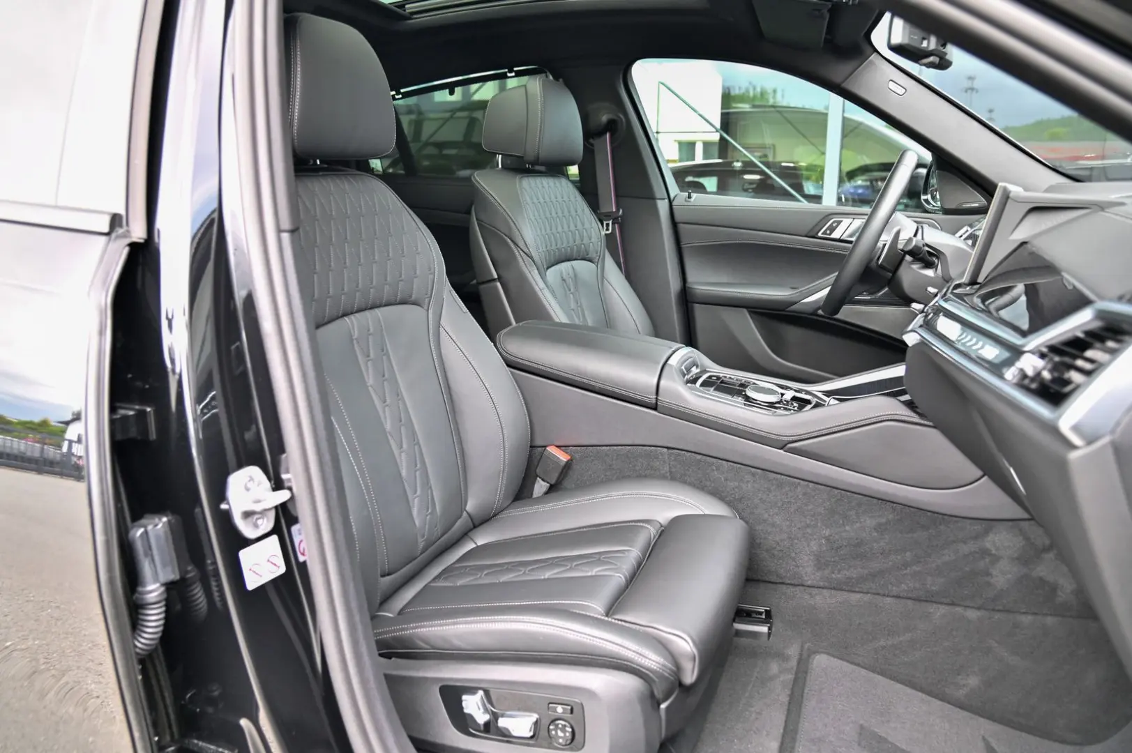 X6 xDrive30d M Sport Pro  Pano  AHK  HUD  22  !