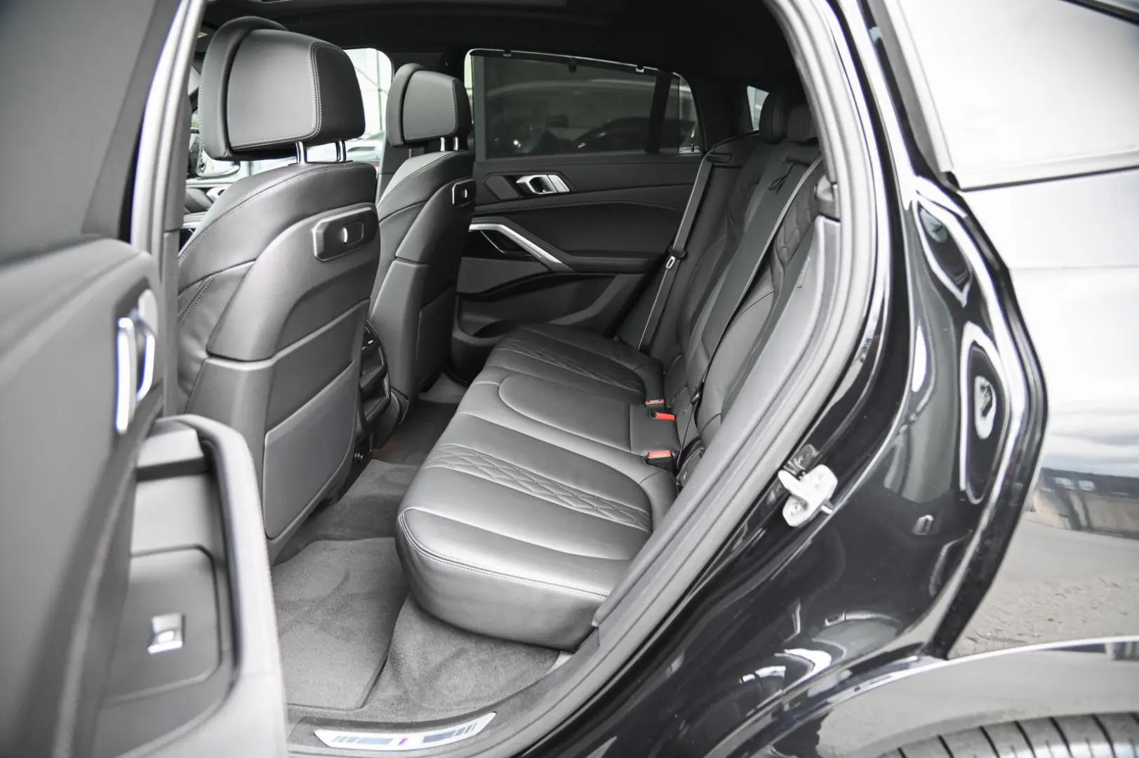 X6 xDrive30d M Sport Pro  Pano  AHK  HUD  22  !