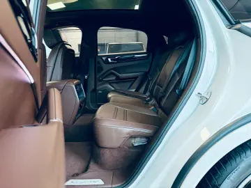 Porsche Cayenne Coupe Sport