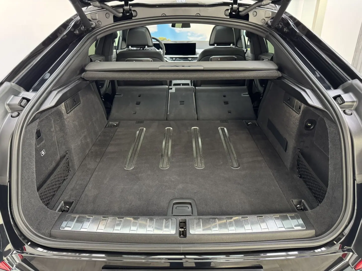 X6 xDr30d M Sport Pro 22'' Sitzlüft. ACC 360 AHK