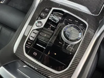 X6 xDr30d M Sport Pro 22'' Sitzlüft. ACC 360 AHK