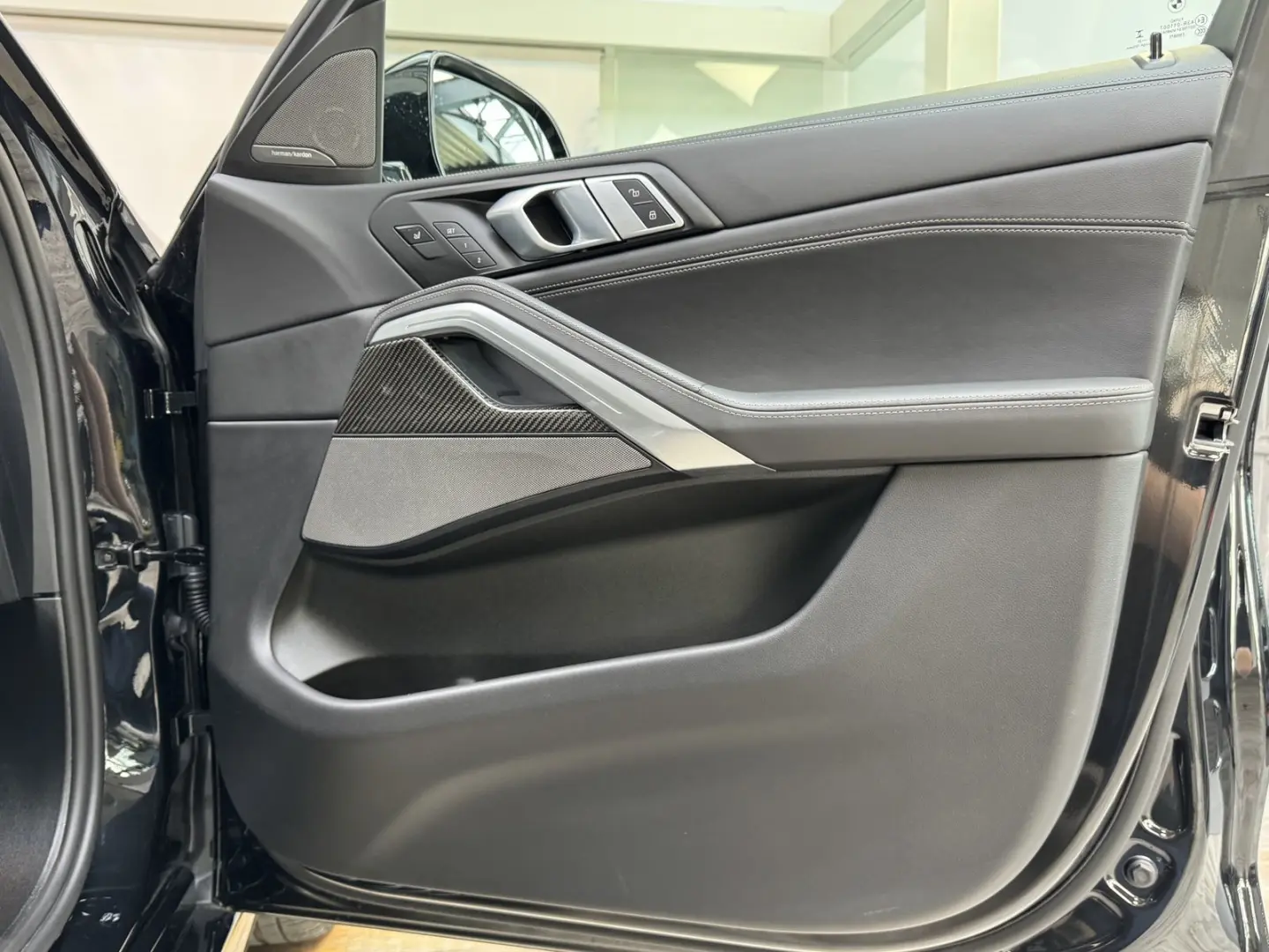 X6 xDr30d M Sport Pro 22'' Sitzlüft. ACC 360 AHK