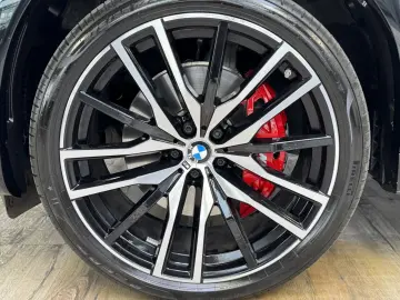 X6 xDr30d M Sport Pro 22'' Sitzlüft. ACC 360 AHK