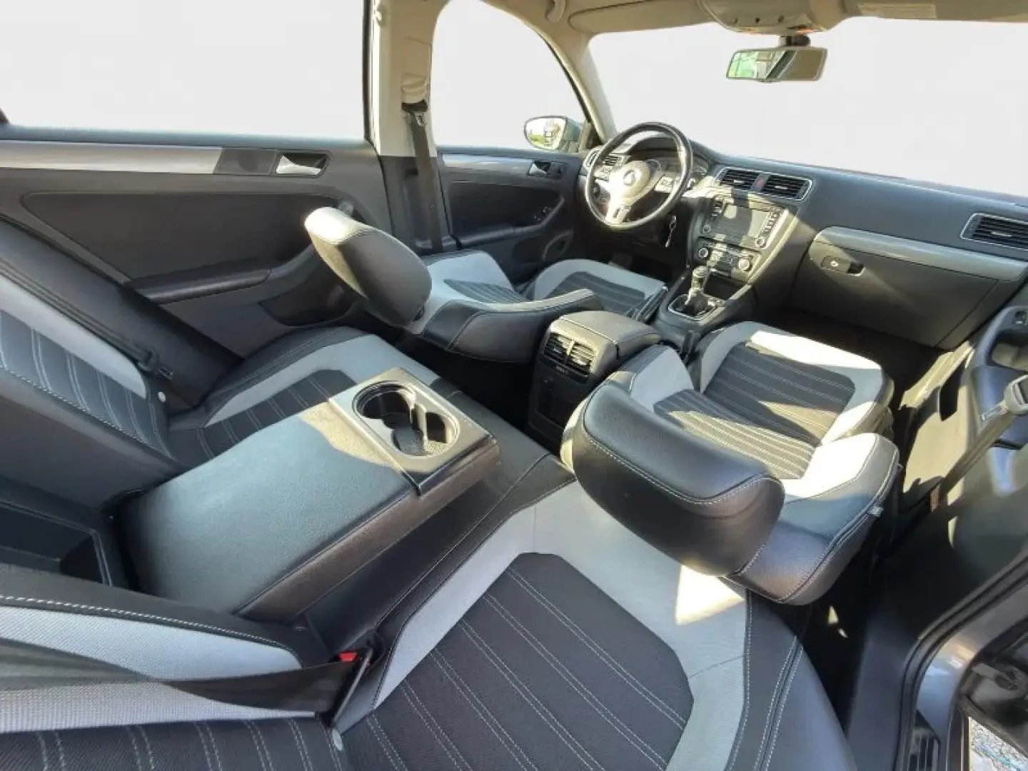 Volkswagen Jetta 1.6 TDI 2012 EURO 5