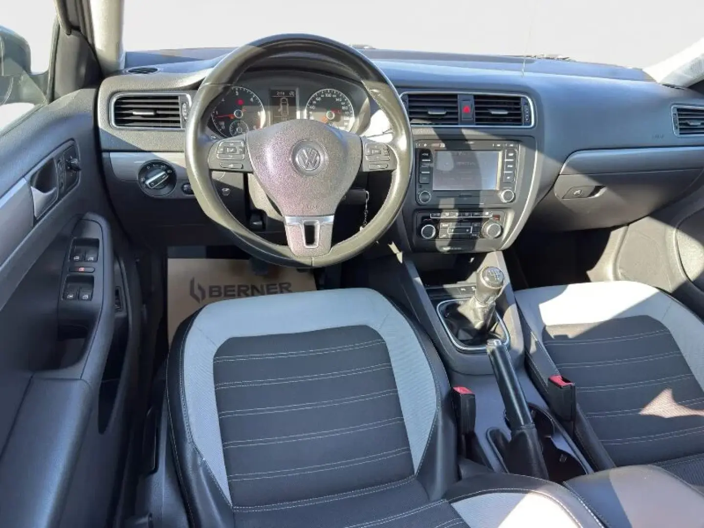 Volkswagen Jetta 1.6 TDI 2012 EURO 5