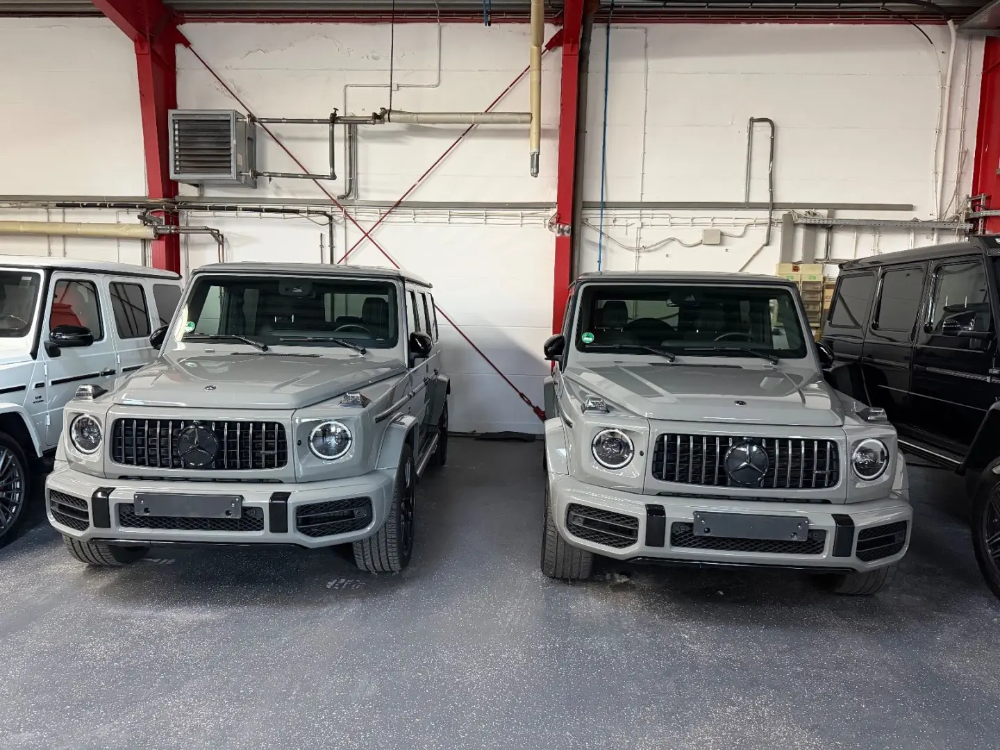 G 63 AMG MY 2024 Classic grey AMG Performance