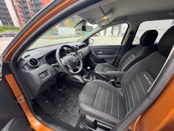 Dacia Duster 2018 Prestige 1.5 dci 110 CP - camera