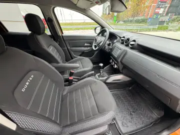 Dacia Duster 2018 Prestige 1.5 dci 110 CP - camera