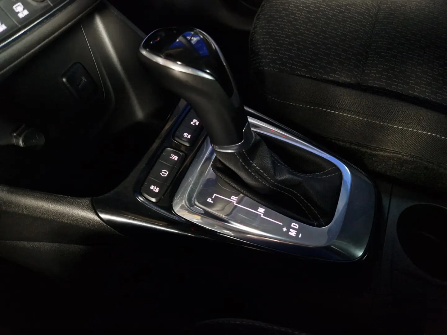 OPEL CROSSLAND X 1.2 AT6