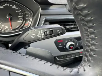 Audi A4 Quattro 2.0 TDI 190 CP - LED - Carplay - Incalzire