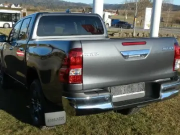 Toyota Hilux Double Cab Comfort 4x4