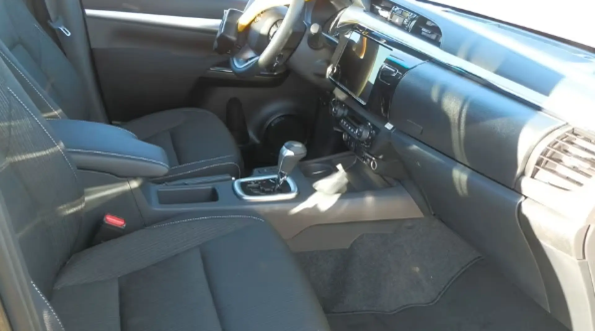 Toyota Hilux Double Cab Comfort 4x4