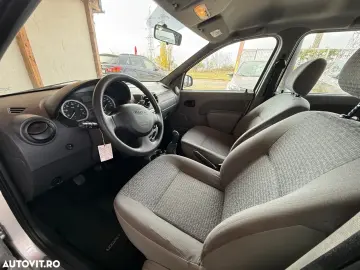 Dacia Logan MCV 1.6 Laureate