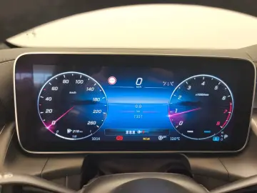 GLC 300 4M AMG Premium Airmatic Burmester Distro