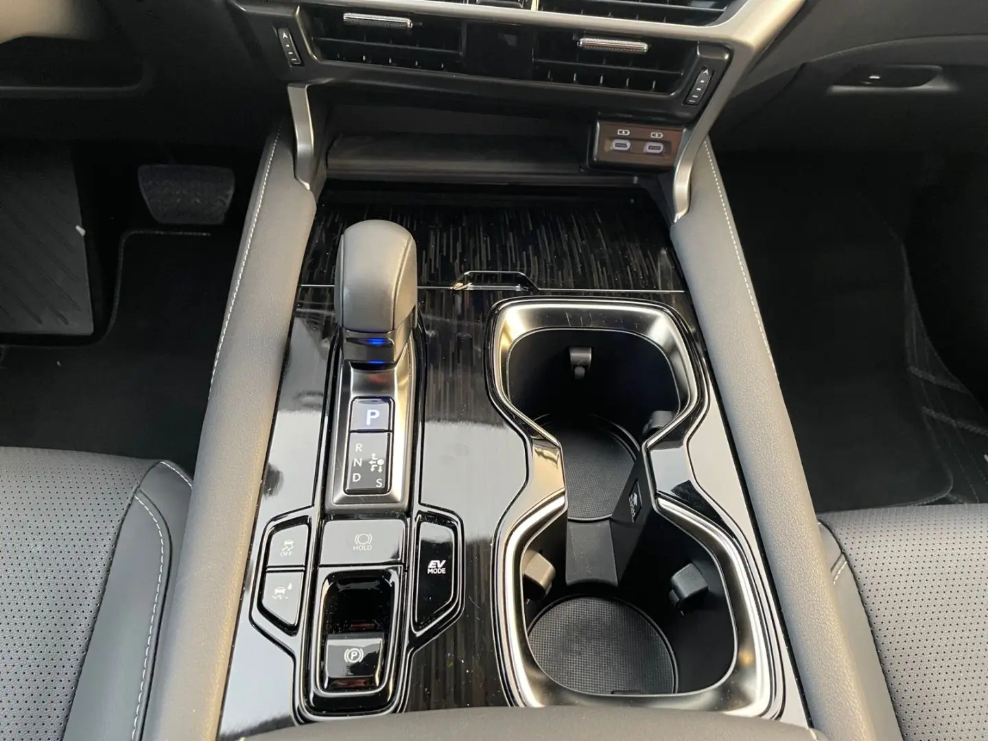 RX 350 h Executive Line Ventilation 360