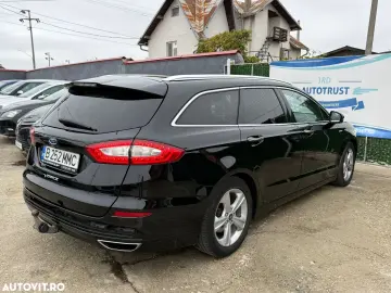 Ford Mondeo Vignale 2.0 TDCi Powershift
