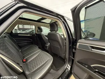 Ford Mondeo Vignale 2.0 TDCi Powershift